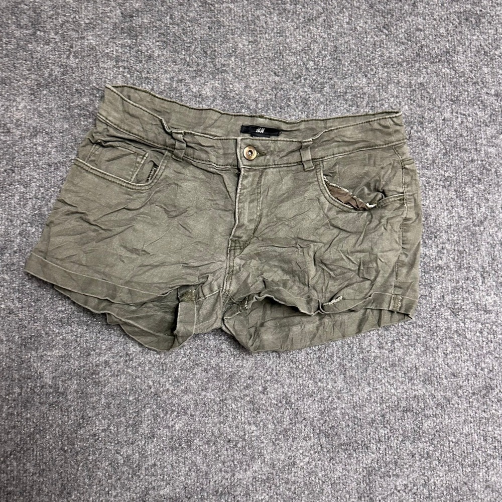 H&M Shorts Womens Size 6 Olive Green Casual Stretch Cuffed Cotton Twill Chino